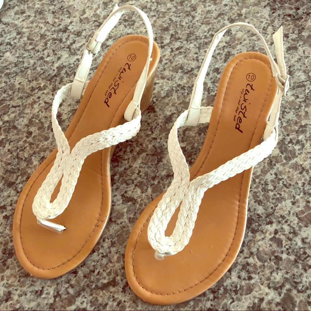 White Wedge Sandals Size 10 👡👡